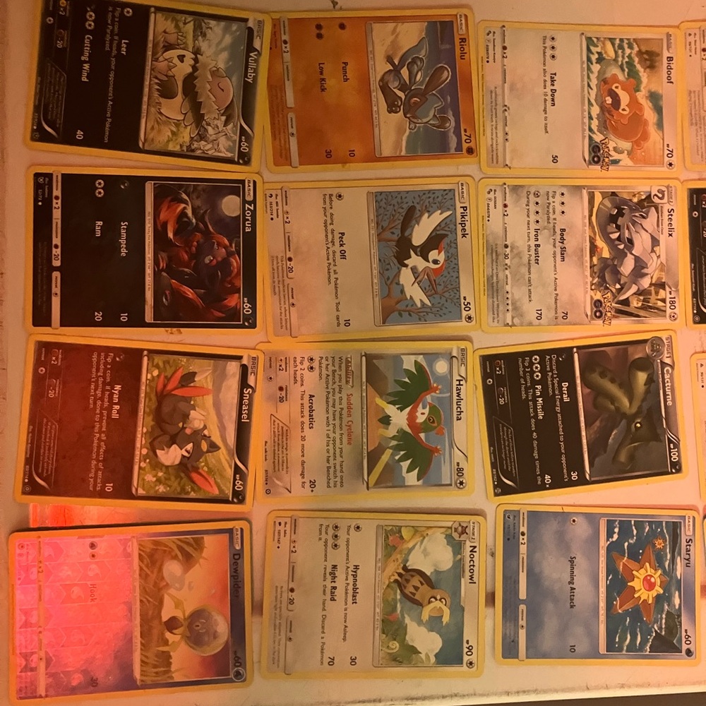 Poke’mon cards 81 ct